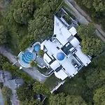 Villa Escobar Guest House